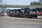 Eastbound manifest curves into the yard